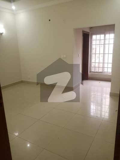 Behria enclave islamabad sector A 10marla house for rent