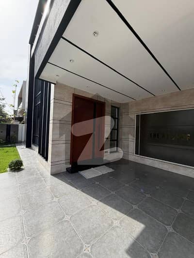 1 KANAL BRAND NEW HOUSE FOR SALE