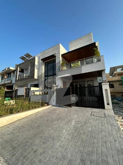 ڈی ۔ 12 اسلام آباد میں 6 کمروں کا 8 مرلہ مکان 3.6 لاکھ میں کرایہ پر دستیاب ہے۔