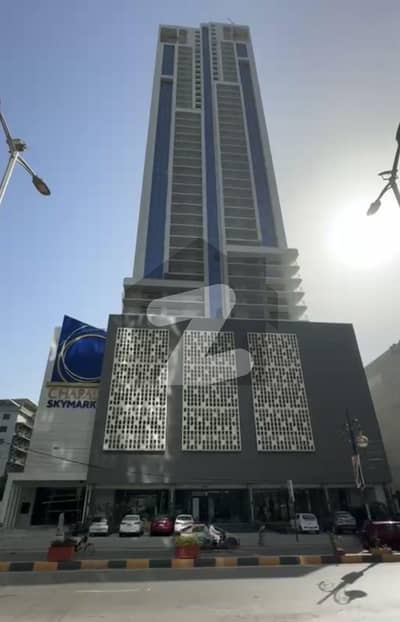 Experience elite living in one of the tallest residential towers in the area Chapal Sky Mark, ideally located in Civil Lines, just minutes away from PC Hotel.