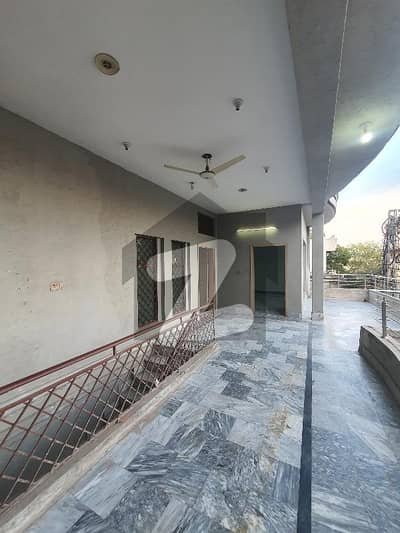 Upper Portion | Original Pictures Attached  High Court Road Near Gulraiz Gate 2