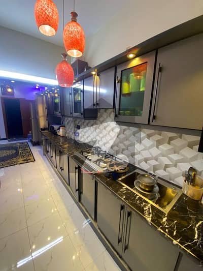 beautiful & estyllish 1st floor portion for rent