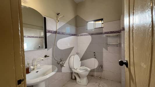 گلشنِ اقبال - بلاک 11 گلشنِ اقبال,گلشنِ اقبال ٹاؤن,کراچی میں 3 کمروں کا 5 مرلہ فلیٹ 1.5 کروڑ میں برائے فروخت۔