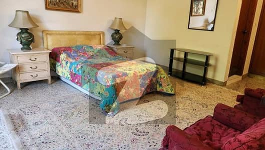 F-10 Luxury Fully Furnished Sharing Room Available For Rent Only decete Single Female ideal location