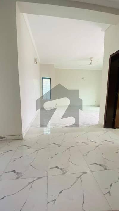 پی اے ایف فالکن کمپلیکس گلبرگ,لاہور میں 5 کمروں کا 1 کنال مکان 15.25 کروڑ میں برائے فروخت۔