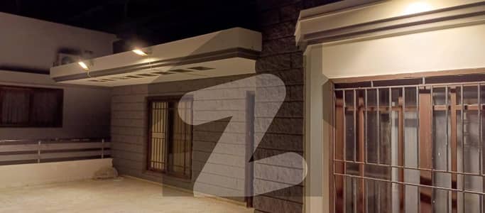 Dha phase 6 Bungalow available for Rent