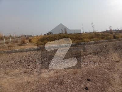 good location Plot Available for sale