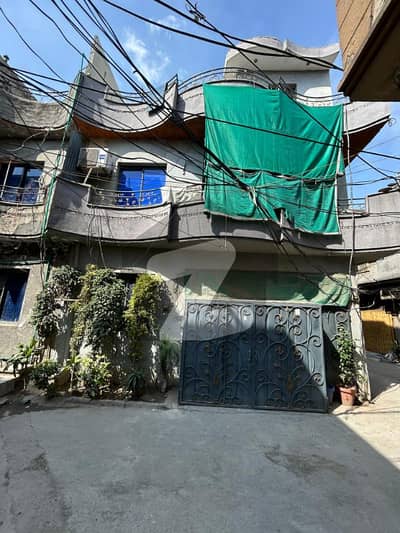 مرغزار آفیسرز کالونی لاہور میں 5 کمروں کا 5 مرلہ مکان 2.15 کروڑ میں برائے فروخت۔