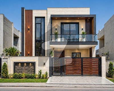 ڈی ایچ اے 9 ٹاؤن ۔ بلاک سی ڈی ایچ اے 9 ٹاؤن,ڈیفنس (ڈی ایچ اے),لاہور میں 3 کمروں کا 5 مرلہ مکان 2.49 کروڑ میں برائے فروخت۔