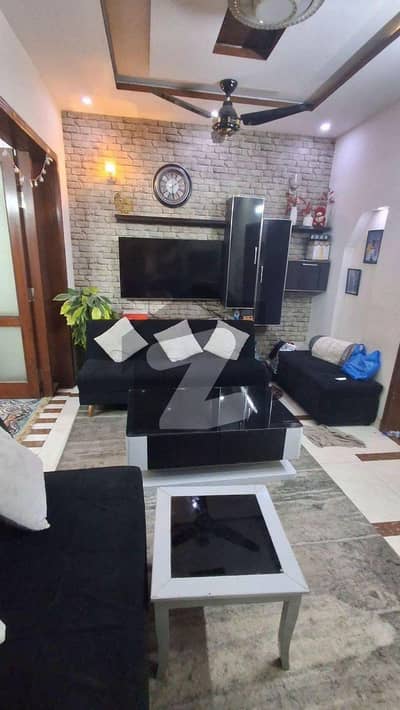 واپڈا ٹاؤن فیز 1 واپڈا ٹاؤن,لاہور میں 4 کمروں کا 5 مرلہ مکان 2.5 کروڑ میں برائے فروخت۔