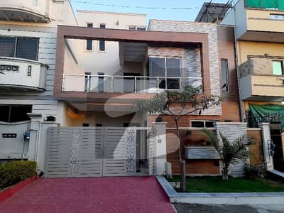 8 Marla Like New House For Sale G13 Islamabad