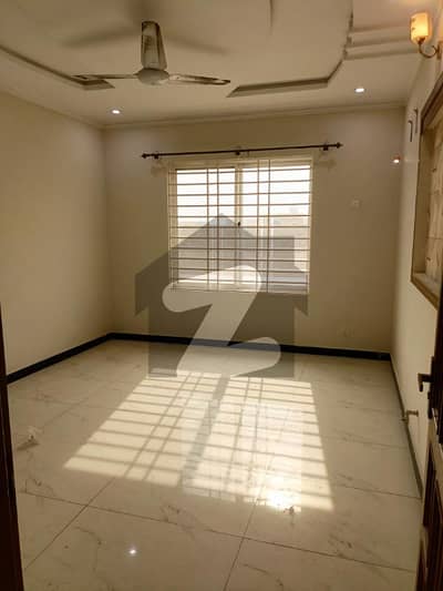 کورنگ ٹاؤن اسلام آباد میں 2 کمروں کا 7 مرلہ بالائی پورشن 51.0 ہزار میں کرایہ پر دستیاب ہے۔