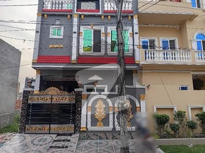 Prime Location In Vital Homes EE House For sale Sized 3 Marla