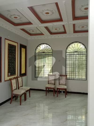 کینال بینک ہاؤسنگ سکیم لاہور میں 3 کمروں کا 4 مرلہ مکان 2.05 کروڑ میں برائے فروخت۔