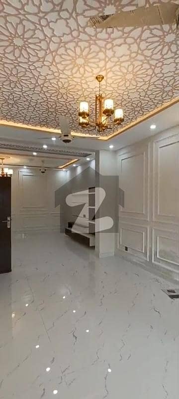 جی ۔ 15 اسلام آباد میں 2 کمروں کا 7 مرلہ بالائی پورشن 65.0 ہزار میں کرایہ پر دستیاب ہے۔