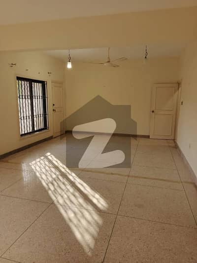 Chance Deal Seaview Apartment Frist Floor Available For Sale