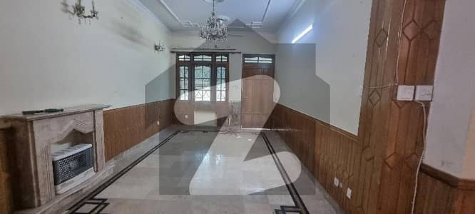 F11 LOWER PORTION 2 BEDS MARBLE  FLOOR PARKING 1 CAR BEAUTIFUL LOCATION.
