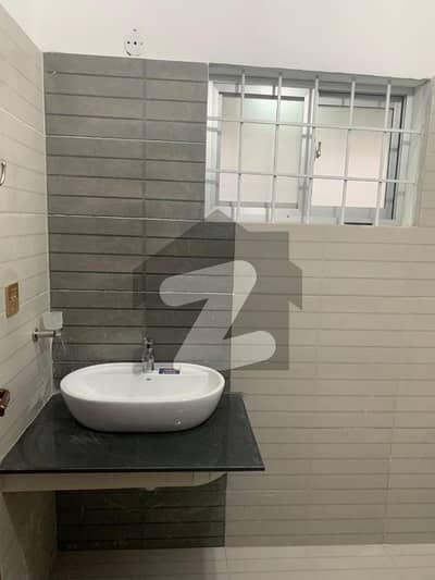 3 MARLA BRAND NEW HOUSE FOR RENT