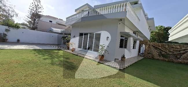 Prime location of DHA ph-5   KHAYABAN-E MOMEN