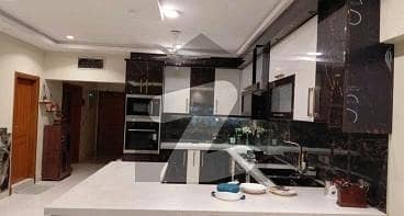 Prime Location 2000 Square Feet Flat In Beautiful Location Of PECHS Block 6 In Karachi