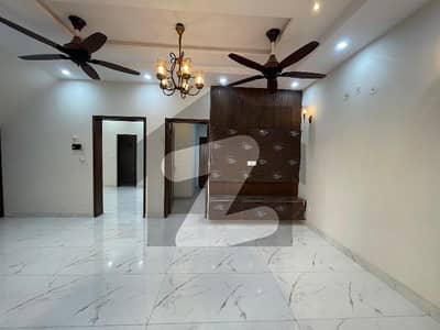 5 Marla Like Brand New Full House Available For Rent in Bahria Town Lahore