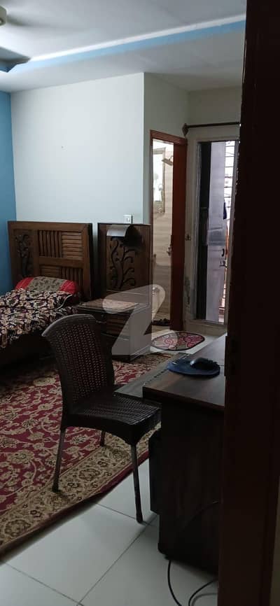 ایچ ۔ 13 اسلام آباد میں 3 کمروں کا 5 مرلہ فلیٹ 1.6 کروڑ میں برائے فروخت۔