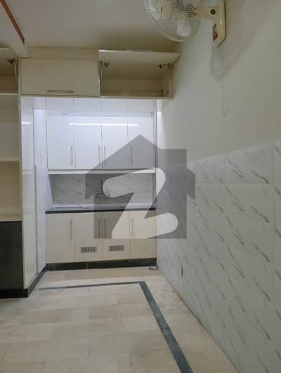 E11 upper portion for rent