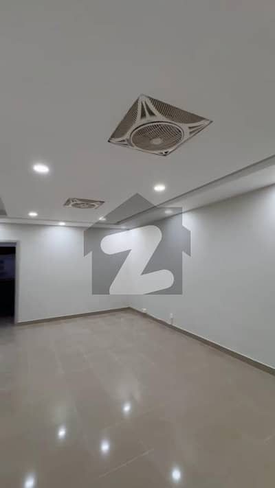 جناح ایوینیو اسلام آباد میں 7 مرلہ Studio دفتر 3.0 لاکھ میں کرایہ پر دستیاب ہے۔