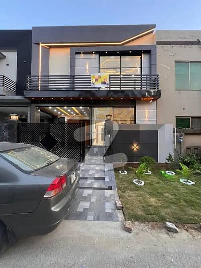 5 MARLA BRAND NEW HOUSE FOR SALE IN DHA RAHBAR DEFENCE ROAD