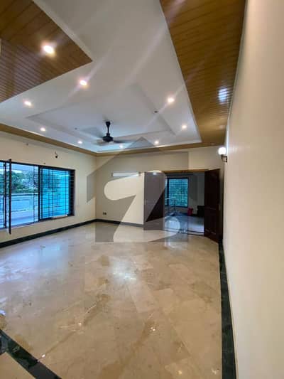1 Kanal Upper Portion Available For Rent In Dha Phase 4 Lahore