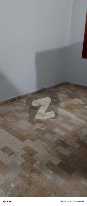 120 Square Yards House In Gulshan-e-Iqbal - Block 10-A For rent At Good Location