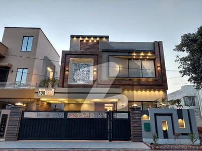 A BEAUTIFUL 10 MARLA HOUSE FOR SALE IN OVERSEAS A BLOCK BAHRIA TOWN LAHORE