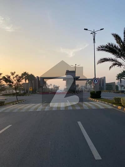 5 Marla plot available for Sale in block i Royal Palm citi Gujranwala