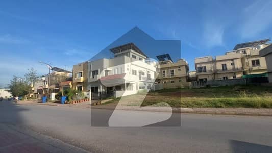 30 seconds drive from Main Gate !0 Marla Plot in Sector A Bahria Enclave Islamabad