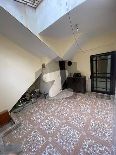 ڈیفینس ویو سوسائٹی کراچی میں 2 کمروں کا 5 مرلہ فلیٹ 60.0 ہزار میں کرایہ پر دستیاب ہے۔