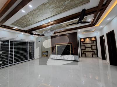 فارمانئیٹس ہاؤسنگ سکیم لاہور میں 3 کمروں کا 10 مرلہ بالائی پورشن 70.0 ہزار میں کرایہ پر دستیاب ہے۔