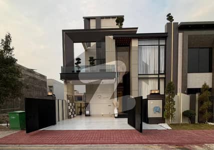 10.77 Marla Architect Designer House For Sale Hot Location