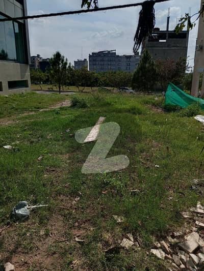 14 Marla Possession Able Commercial Plot Available For Sale. . .