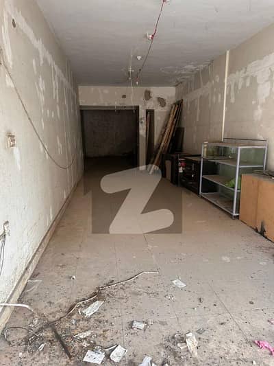 گلستانِِ جوہر ۔ بلاک 19 گلستانِ جوہر,کراچی میں 2 مرلہ Studio دکان 4.5 کروڑ میں برائے فروخت۔