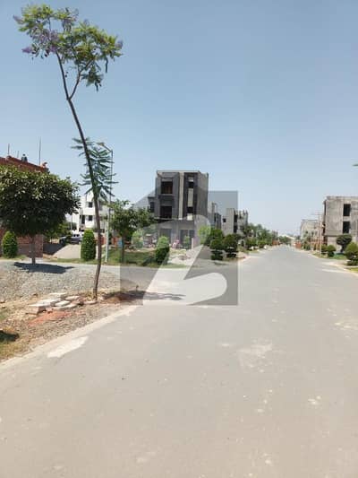 یونین گرین کالج روڈ,لاہور میں 3 مرلہ رہائشی پلاٹ 60.0 لاکھ میں برائے فروخت۔