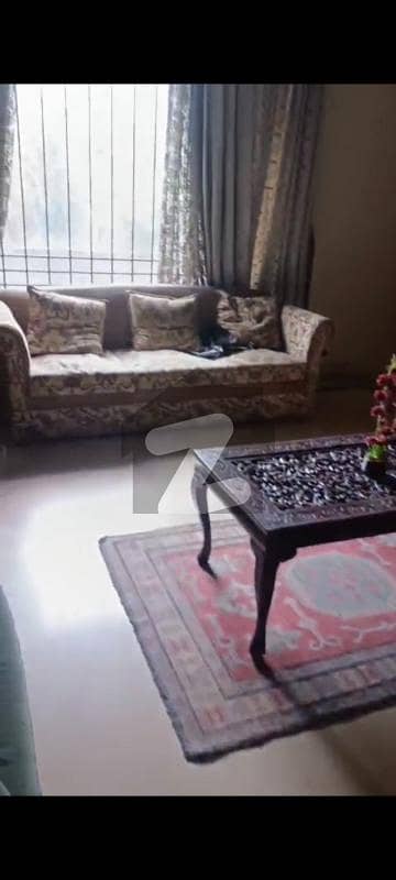 I-8/2 60*90 DOUBLE STORY HOUSE 6 BED 6 BATH 2 KITCHEN AVAILABLE ON INVESTOR RATE