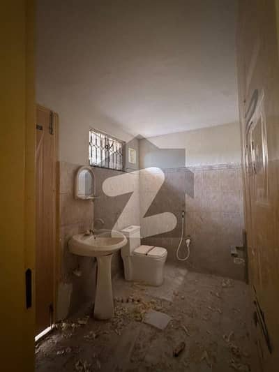 10 marla beautiful upper portion for rent allama iqbal town lahore