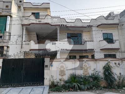 مرغزار آفیسرز کالونی لاہور میں 5 کمروں کا 10 مرلہ مکان 3.25 کروڑ میں برائے فروخت۔