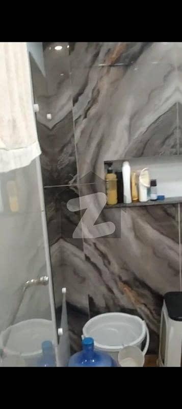 نارتھ ناظم آباد ۔ بلاک بی نارتھ ناظم آباد,کراچی میں 4 کمروں کا 1 کنال مکان 2.0 لاکھ میں کرایہ پر دستیاب ہے۔