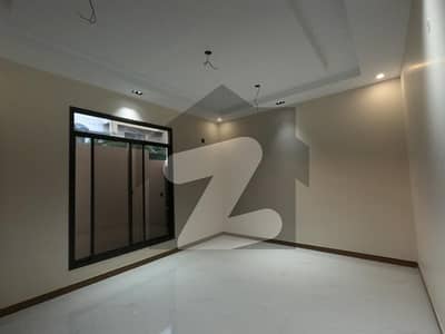 Prime Location Independent Single Story House Sized 450 Square Yards Available In Federal B Area