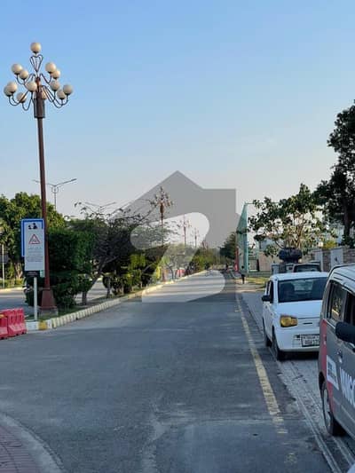 ڈریم گارڈنز ڈیفینس روڈ,لاہور میں 5 مرلہ رہائشی پلاٹ 1.12 کروڑ میں برائے فروخت۔