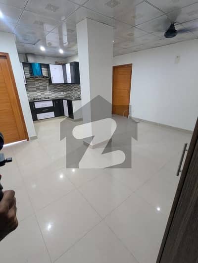 ایچ ۔ 13 اسلام آباد میں 1 کمرے کا 2 مرلہ فلیٹ 40.0 ہزار میں کرایہ پر دستیاب ہے۔