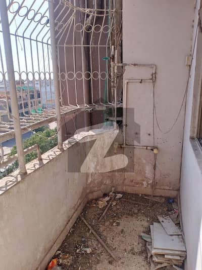 FLAT FOR SALE SUNNY HEIGHTS BLOCK 20 MAIN RASHID MINHAS ROAD GULISTAN E JOHAR KARACHI