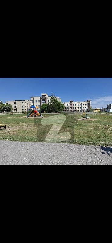 Bahria Town Phase 8 Sector Rose Garden 5 Marla Ready To Possession Plot Available For sale.