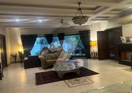 ڈی ایچ اے فیز 5 ڈیفنس (ڈی ایچ اے),لاہور میں 6 کمروں کا 1 کنال مکان 15.0 کروڑ میں برائے فروخت۔